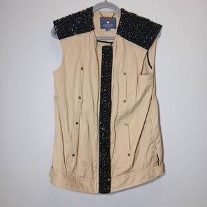Gryphon new york womens medium tan vest black Studded